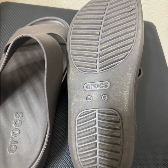 CROCS Dark Brown Slide Sandals - Picture 4 of 4